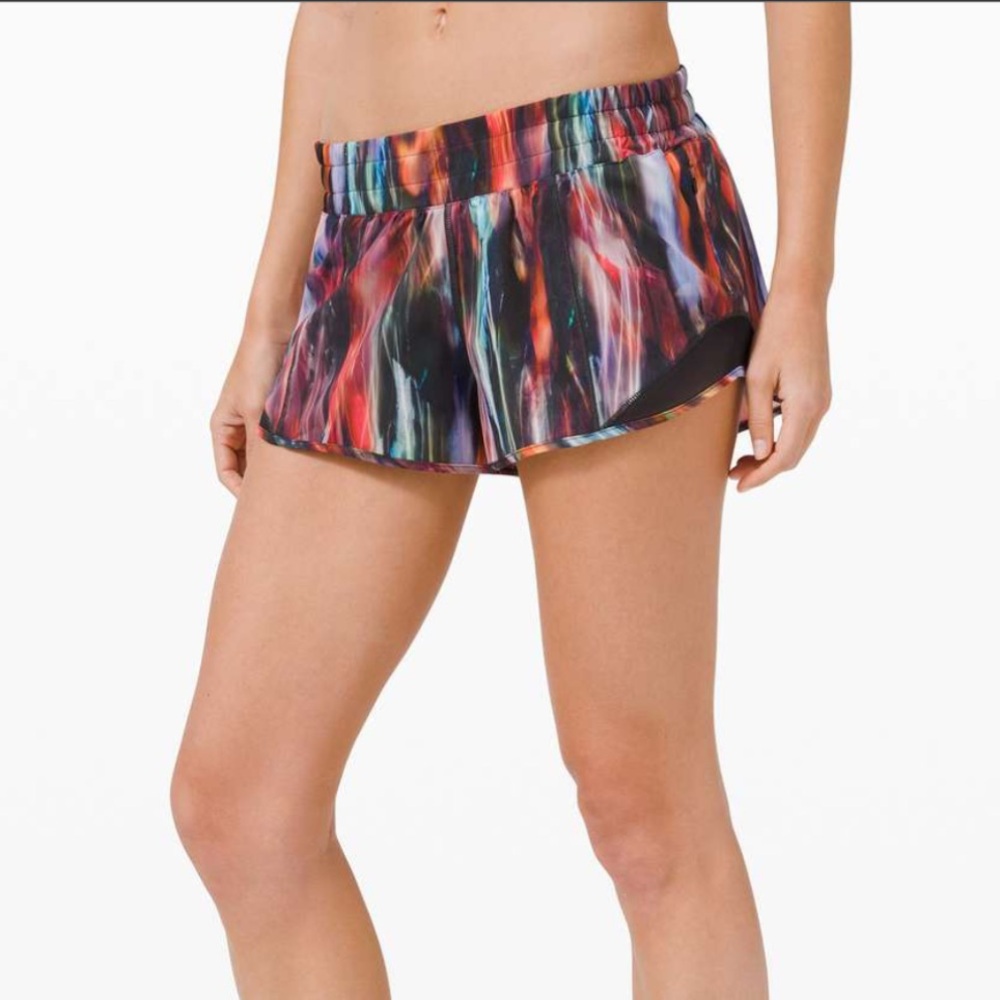 Lululemon Hotty Hot Low-Rise *2.5 - Chroma Fusion